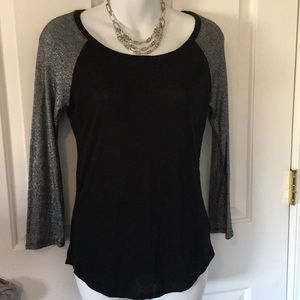 American Eagle Black/Sparkly  3/4 sleeve top
